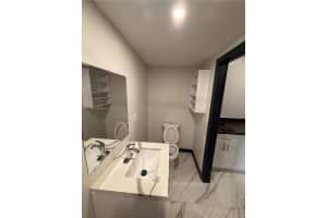 2020 Washington 8 Hollywood, FL 33020 - MLS#A11979557