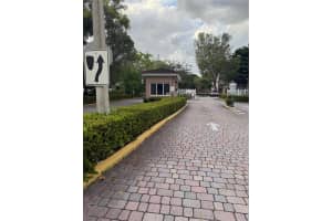 8405 NW 8th St APT 304, Miami, FL 33126, - MLS#A11979585