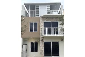 25888 Sw 139th Pth, Homestead