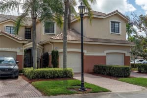 3892 Tree Top Dr Weston, FL 33332 - MLS#A11979622