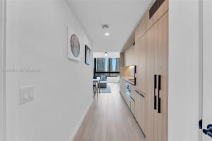 225 N Miami Ave 3201 Miami, FL 33132 - MLS#A11979625