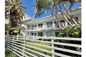 2445 Lake Pancoast Dr APT 7, Miami Beach, FL 33140, - MLS#A11979638