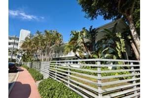 2445 Lake Pancoast Dr APT 7, Miami Beach, FL 33140, - MLS#A11979638