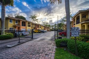 330 Sw 2nd Ave 12 Hallandale Beach, FL 33009 - MLS#A11979639