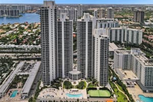 19111 Collins Ave APT 1703, Sunny Isles Beach, FL 33160, - MLS#A11979643