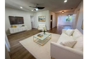 8370 Nw 26th St Sunrise, FL 33322 - MLS#A11979653