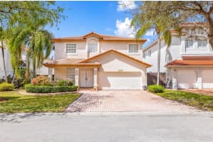 10917 Nw 59th St, Doral