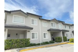 11810 Ne 19th Dr 7 North Miami, FL 33181 - MLS#A11979674