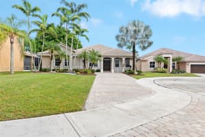 1533 Cardinal Way Weston, FL 33327 - MLS#A11979676