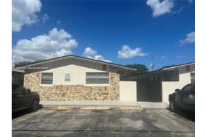 916 Sw 10th St 1-3 Hallandale Beach, FL 33009 - MLS#A11979709