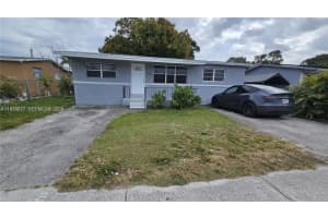 374 Nw 31st Ave Fort Lauderdale, FL 33311 - MLS#A11979717