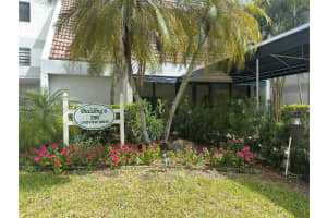 200 Lakeview Dr 111 Weston, FL 33326 - MLS#A11979729