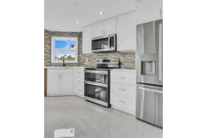 3661 Via Poinciana 206 Lake Worth, FL 33467 - MLS#A11979794