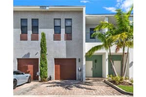 4441 Nw 9th St Plantation, FL 33317 - MLS#A11979797