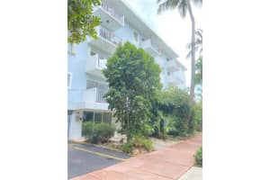 221 Meridian Ave APT 305, Miami Beach, FL 33139, - MLS#A11979812