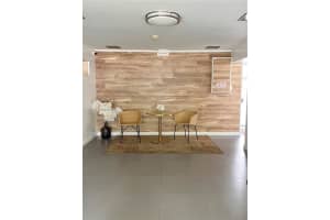 221 Meridian Ave APT 305, Miami Beach, FL 33139, - MLS#A11979812