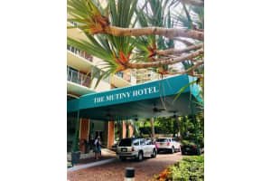 2951 S Bayshore Dr 215, Coconut Grove