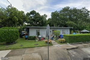 3490 Plaza St, Miami