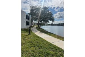 215 Lake Pointe Dr 211 Oakland Park, FL 33309 - MLS#A11979884