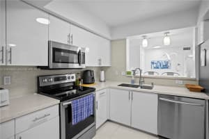 529 E Sheridan St 307 Dania Beach, FL 33004 - MLS#A11979887