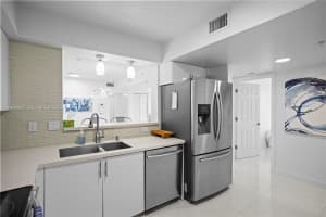 529 E Sheridan St 307 Dania Beach, FL 33004 - MLS#A11979887