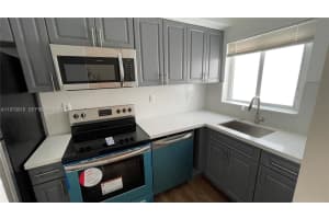 1100 NW 71st St, Miami, FL 33150, - MLS#A11979916