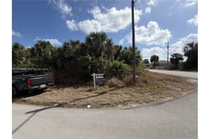 305 Lancelot Ave Lehigh Acres, FL 33974 - MLS#A11979999