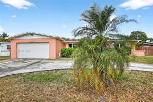 11501 Nw 15th St Pembroke Pines, FL 33026 - MLS#A11980028