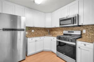 3245 Virginia St , Miami, FL 33133 - MLS#A11980083