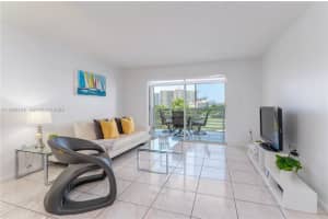 17801 N Bay Rd APT 607, Sunny Isles Beach, FL 33160, - MLS#A11980104
