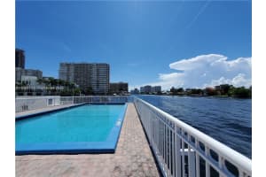 1913 S Ocean Dr 316, Hallandale Beach