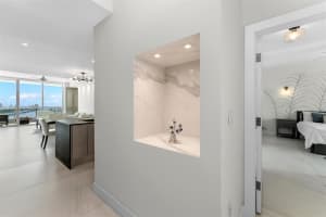 900 Biscayne Blvd 4202 Miami, FL 33132 - MLS#A11980126