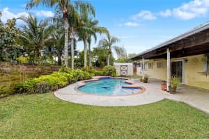 10555 Sw 124th Rd Miami, FL 33186 - MLS#A11980130