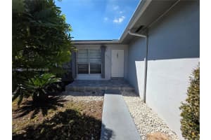 20630 Manta Dr 20630 Cutler Bay, FL 33189 - MLS#A11980137