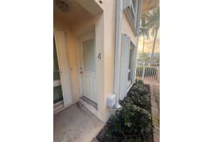 861 Se 22nd Ave 4 Pompano Beach, FL 33062 - MLS#A11980159