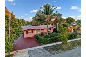 3570 Nw 34th Way, Lauderdale Lakes