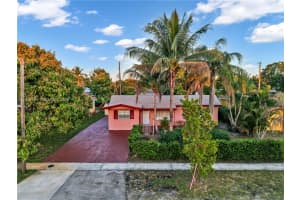 3570 Nw 34th Way Lauderdale Lakes, FL 33309 - MLS#A11980196