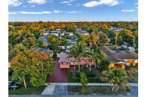 3570 Nw 34th Way Lauderdale Lakes, FL 33309 - MLS#A11980196