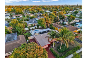 3570 Nw 34th Way Lauderdale Lakes, FL 33309 - MLS#A11980196