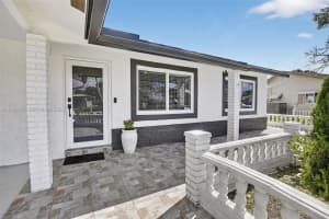 8008 Nw 101st Ave Tamarac, FL 33321 - MLS#A11980197