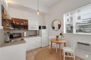 255 W 24th St 107 Miami Beach, FL 33140 - MLS#A11980204