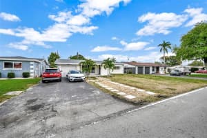 1811 Utopia Dr Miramar, FL 33023 - MLS#A11980242
