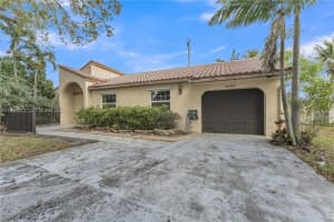 12145 Begonia Way 12145 Cooper City, FL 33026 - MLS#A11980272