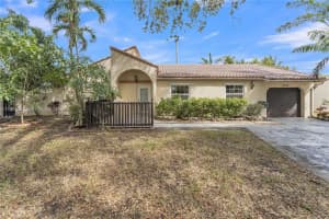 12145 Begonia Way 12145 Cooper City, FL 33026 - MLS#A11980272