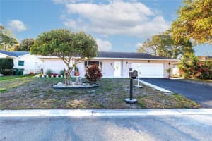 8209 Nw 91st Ave Tamarac, FL 33321 - MLS#A11980295