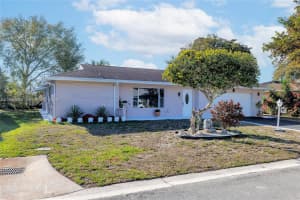 8209 Nw 91st Ave Tamarac, FL 33321 - MLS#A11980295