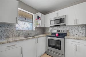 6525 W 26th Dr 204-37 Hialeah, FL 33016 - MLS#A11980300