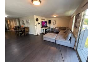 5290 Sw 22nd Ter Dania Beach, FL 33312 - MLS#A11980302