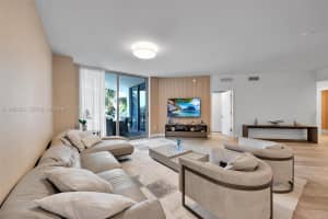 17111 Biscayne Blvd 207 North Miami Beach, FL 33160 - MLS#A11980323