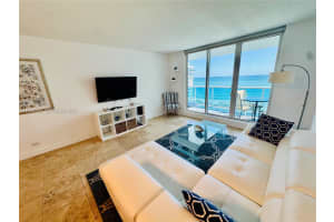 2301 Collins Ave APT 1525, Miami Beach, FL 33139, - MLS#A11980352